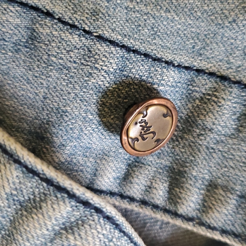Tixi Cropped Denim Jacket - Picture 11 of 13